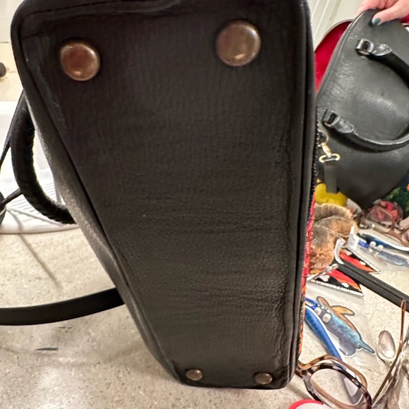 Custom leather purse with beading - Picture 6 of 9